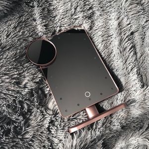 Impressions Vanity Company Bluetooth Makeup Mirror